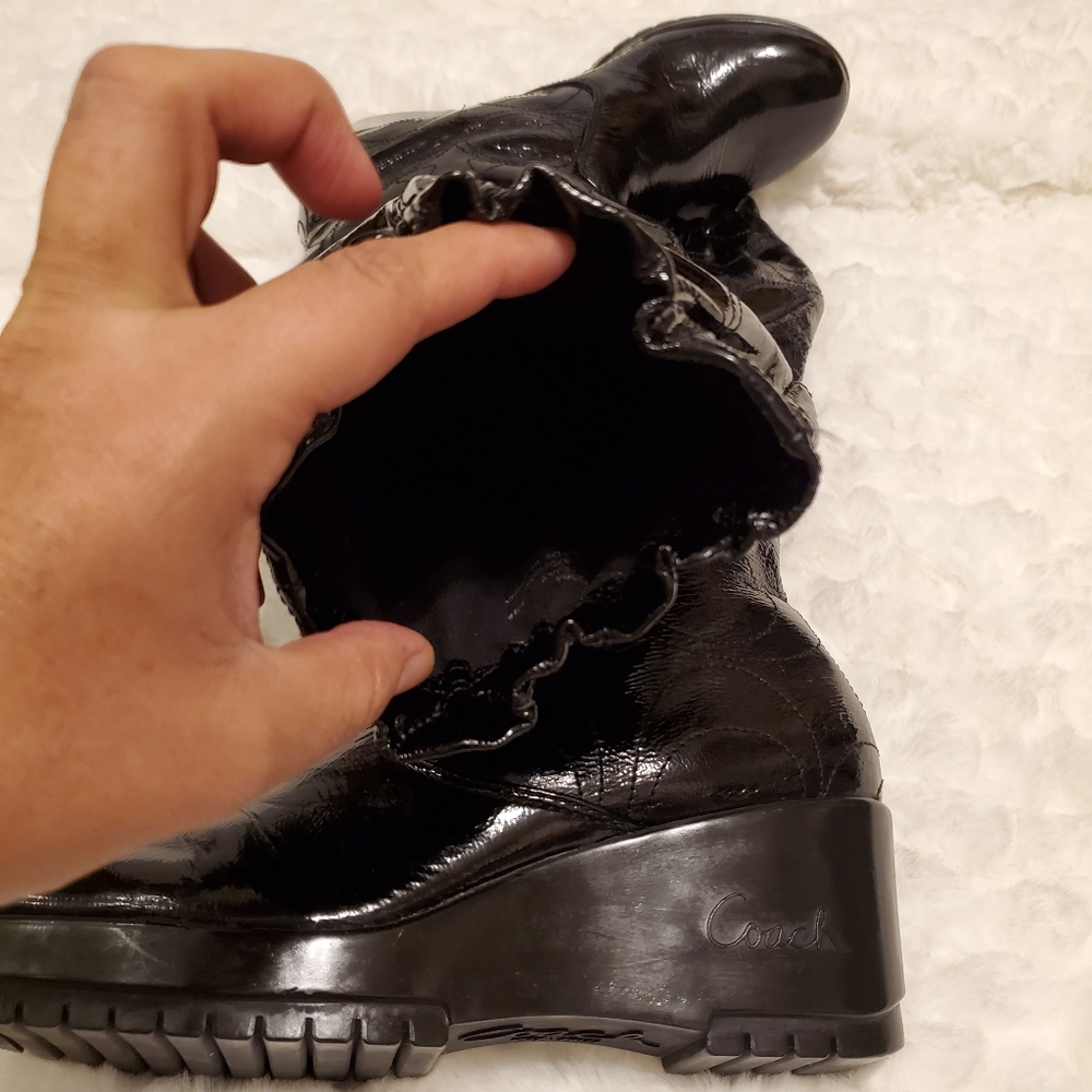 COACH Signature Ladies Boots - Picture 9 of 13